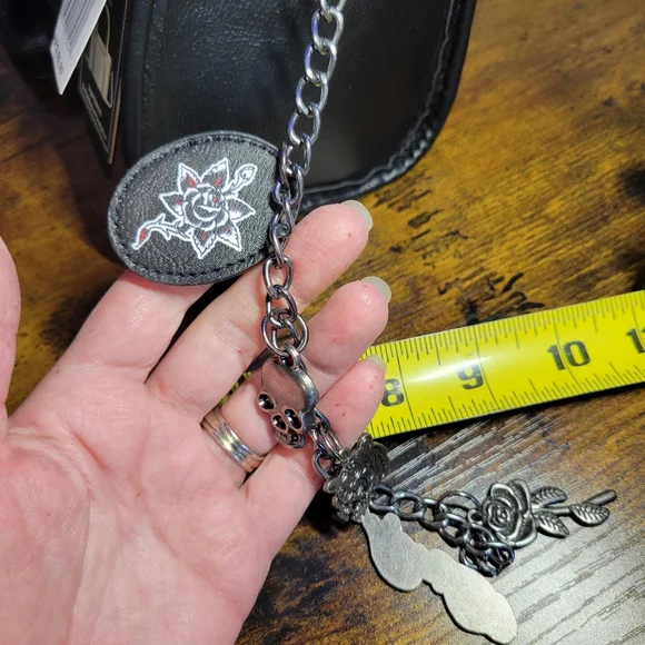 Ed Hardy women Black Satchel skull details - Picture 12 of 14